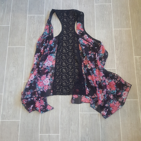 Torrid Floral Chiffon Lace Back Vest Size 0/1 - Picture 3 of 8